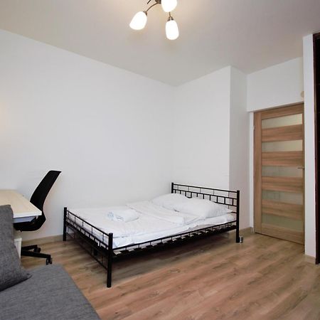 Roomspoznan Pl - Ogrodowa 9 - 24H Self Check-In Bagian luar foto