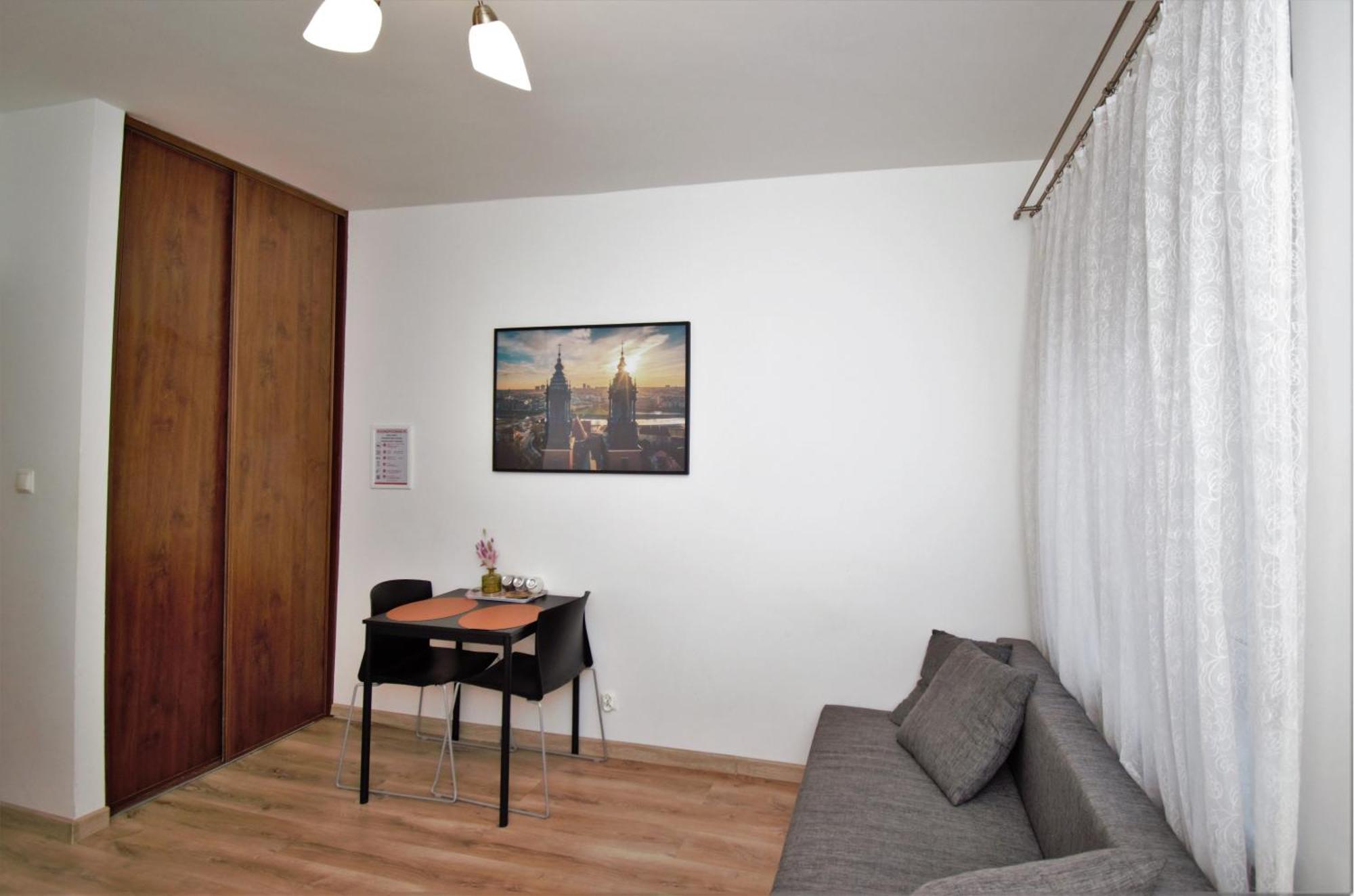 Roomspoznan Pl - Ogrodowa 9 - 24H Self Check-In Bagian luar foto